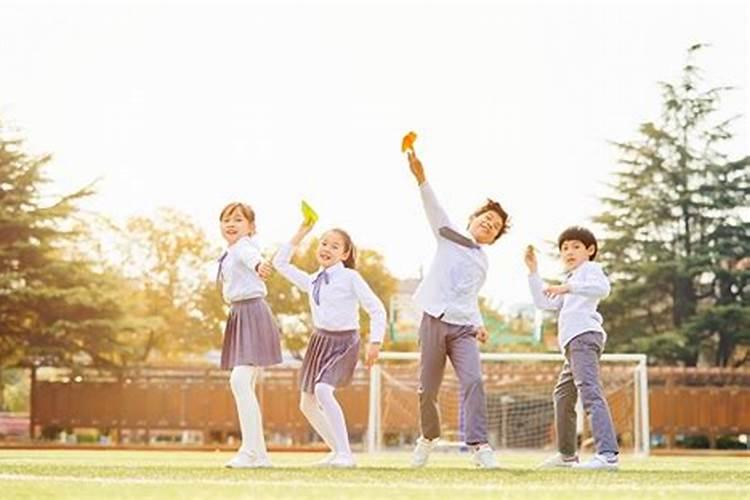 梦见开同学会是什么意思