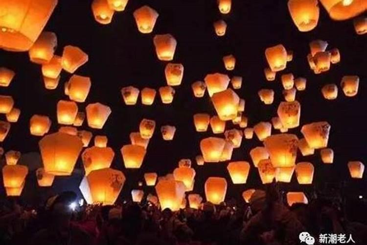 中元节上坟时间有什么讲究 中元节上坟时间有哪些讲究