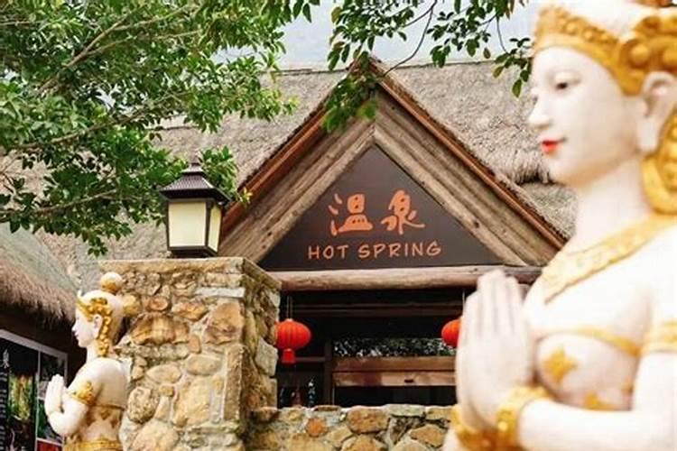 对联“九龙岭下日日冬至 六鳌海上夜夜元宵”的由来