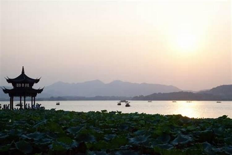 2013年阳历七月十五下午两点四十生的宝宝怎么算五行属  百度宝宝知道