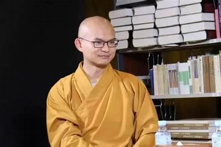 10吨猪肉翻车官方道歉,你认为官方的做法对吗？