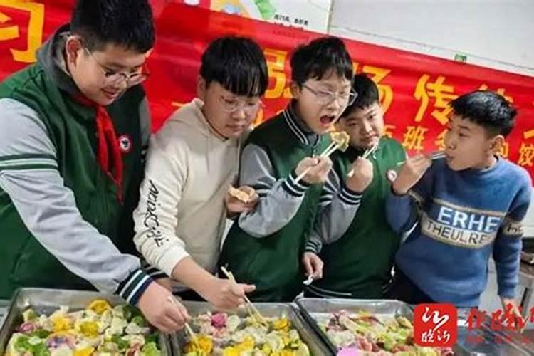 梦见妹妹俩口子来我家了的预兆