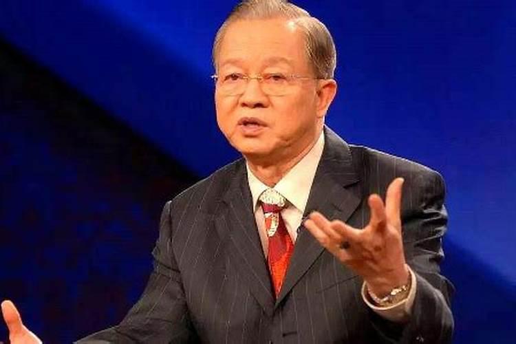 梦见自己骑车与小汽车相撞的预兆