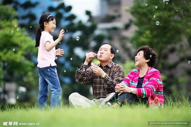听说转经轮是密宗的,那么学净土的可以请转经轮吗