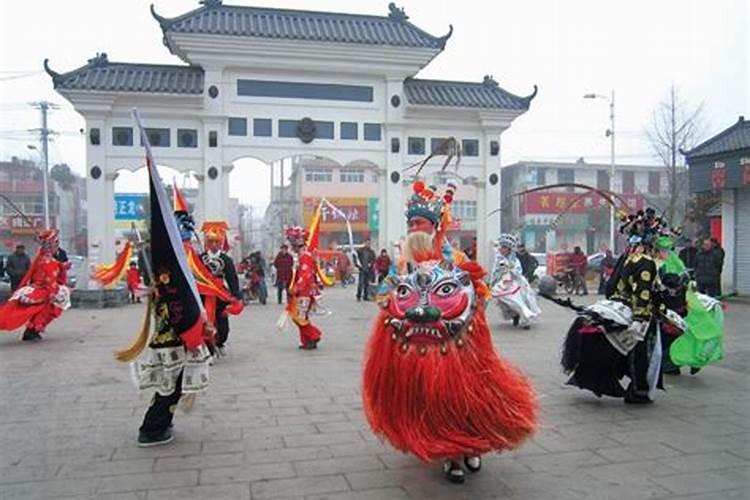 过年过节敬天地财神烧香纸应该怎么说话说哪些话？