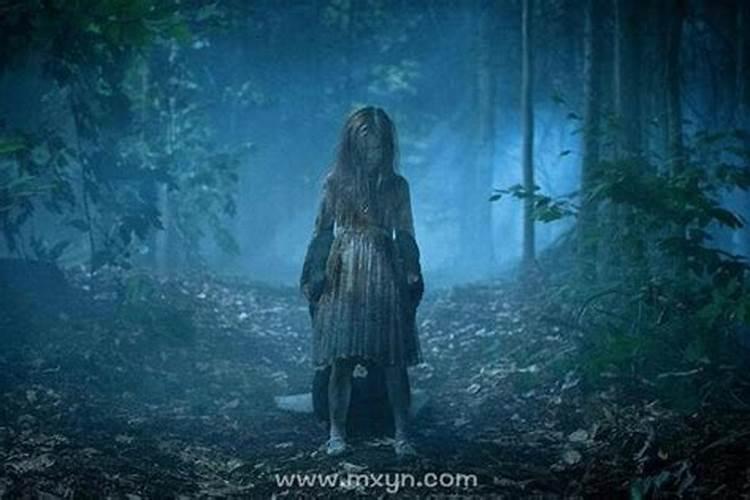 梦见死人复活并追打自己的预兆