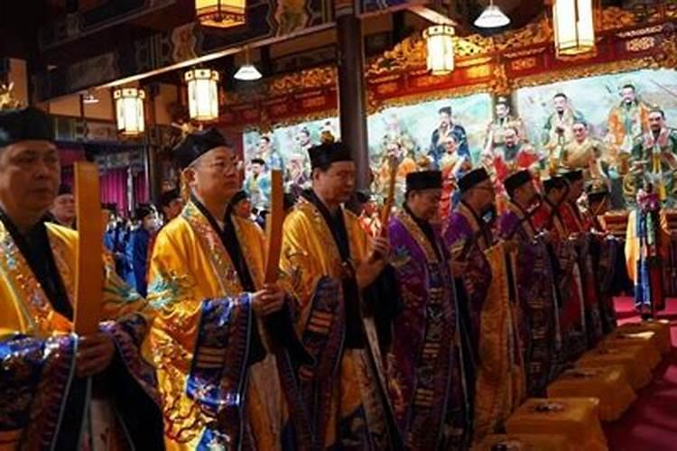 梦见前妻回来找我复合 梦见前妻回来找我复合的含义