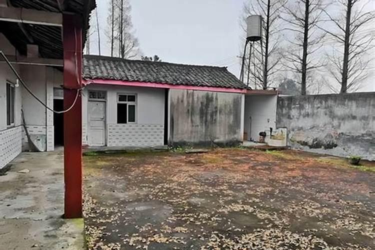 梦到老家房子翻新改造是什么意思？