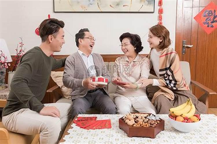 梦到和家人一起过年