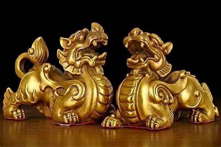 梦见活着的奶奶出殡