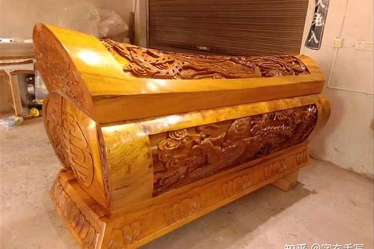梦见棺材放在家的预兆
