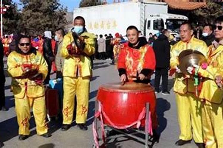 合八字 山头火命和山下火命婚配好不好