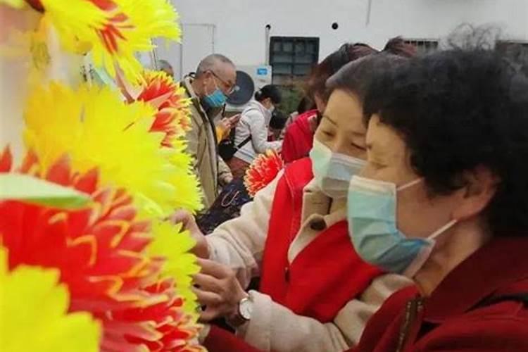 梦见蛇跟自己比高的预兆