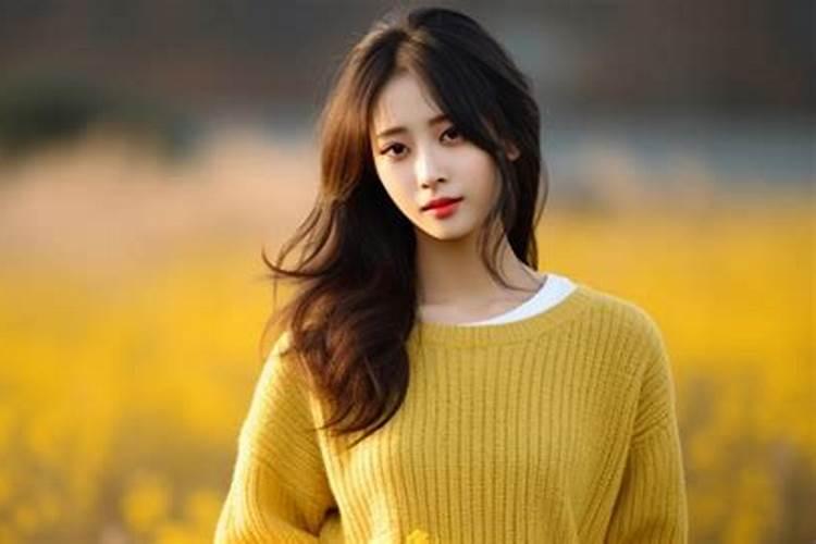 2025年属蛇女每月运势