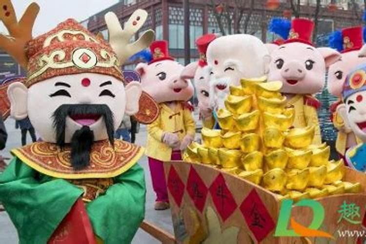 属鼠本命年戴什么转运属鼠本命年送什么好