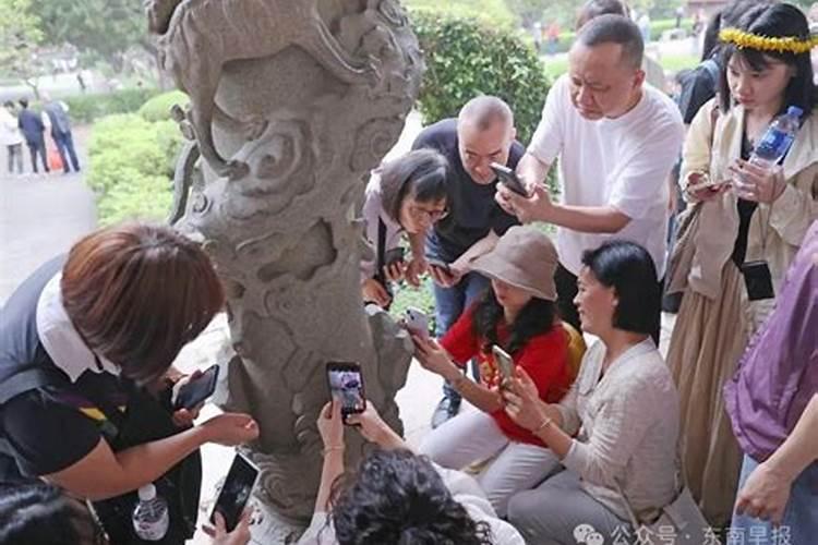 神婆看香断事是真的吗