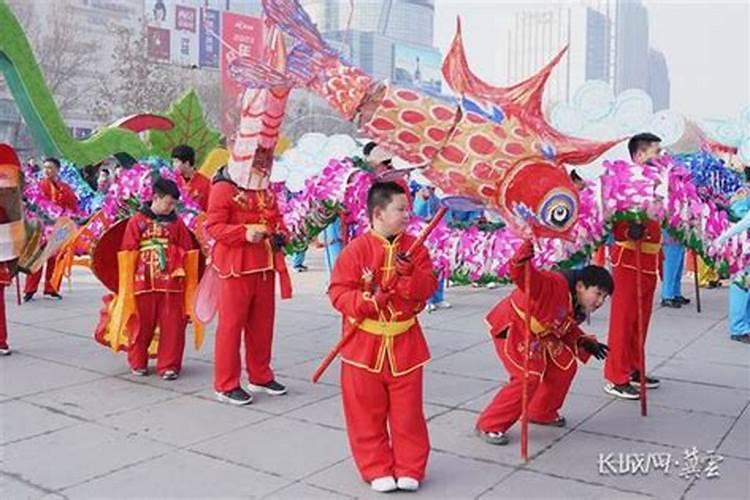 算命大师说我婚姻劫争夫也,是什么意思？