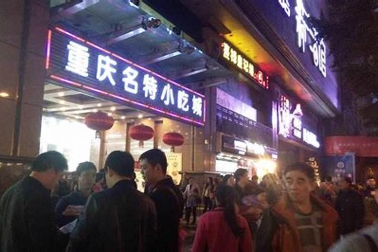 碧草明绿小年妆春儿可以组成什么诗句？