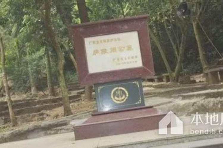 女人梦见儿子小时候是什么意思