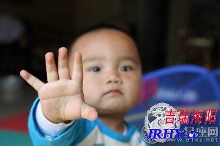80年属猴女在2025年每月运势
