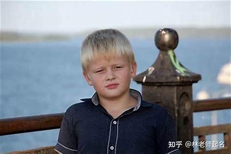 男孩阳刚硬气的名字朗朗上口