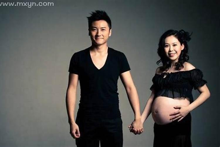 梦见朋友的媳妇大肚子
