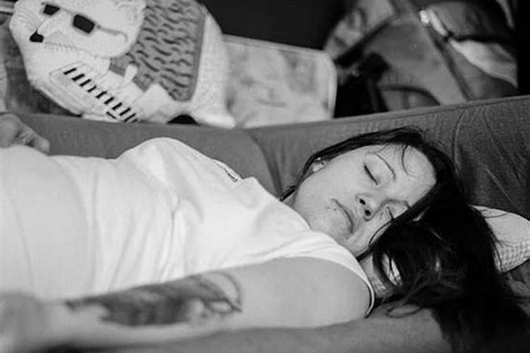 梦见我老婆死了又复活了的预兆