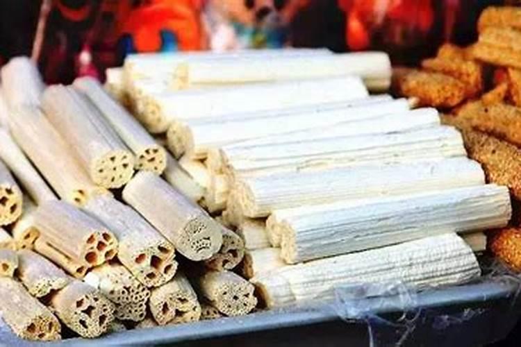 小年小年爆米糖甜指的是哪里