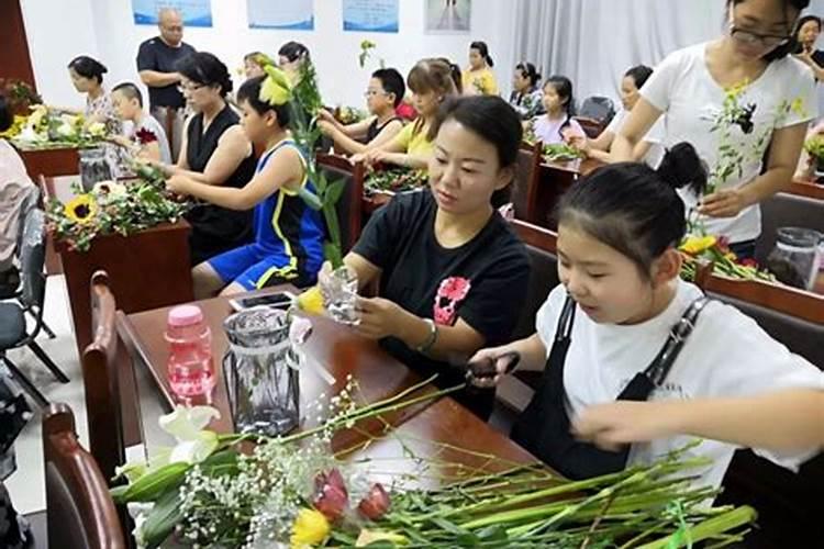 七夕节的节日习俗？