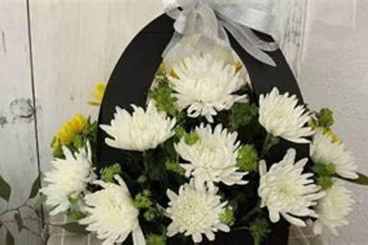 祭奠用什么花 祭奠故人献花