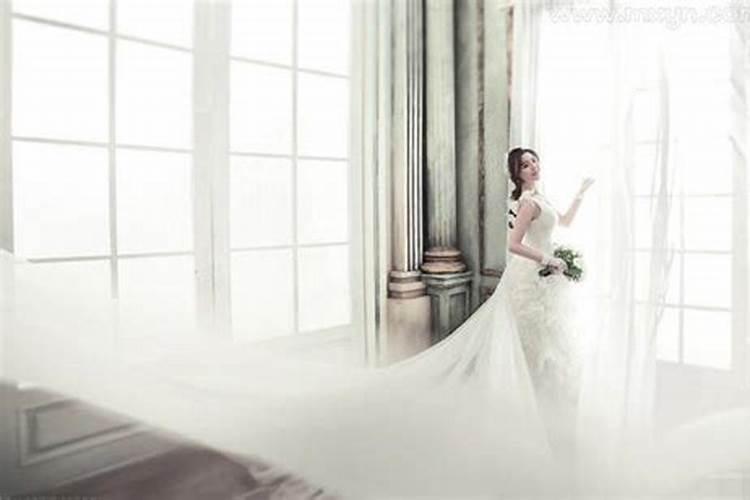 周公解梦梦见婚纱什么意思