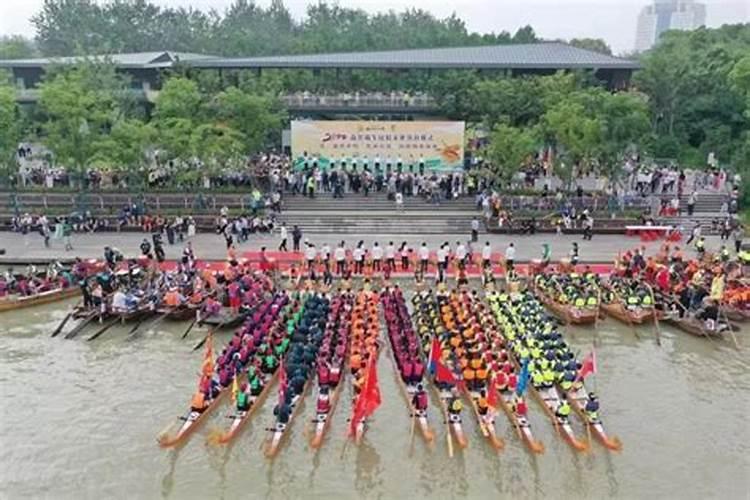 2025年腊月初五是几月几号