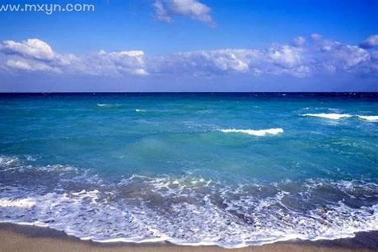 梦见大海水是什么意思 梦见大海水的含义