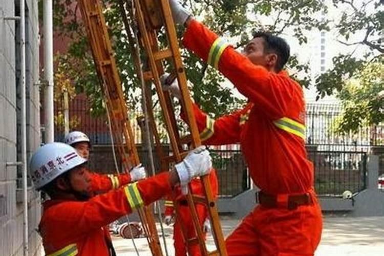 梦见救火是什么预兆