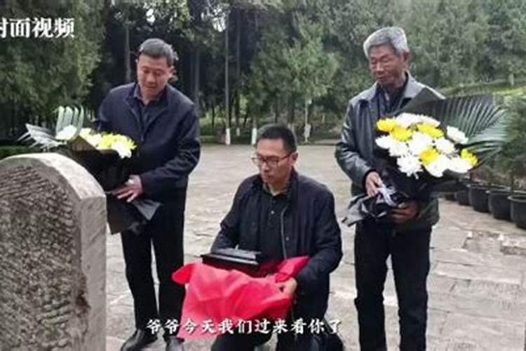 梦见活着的奶奶去世了