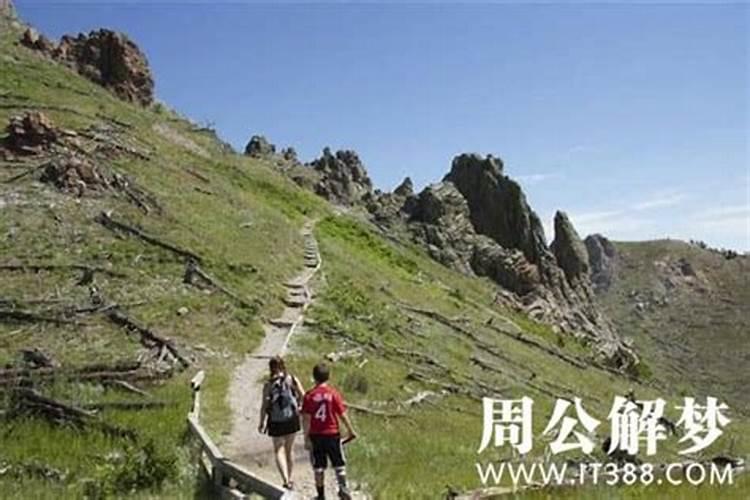 梦见山体塌方还发洪水的预兆