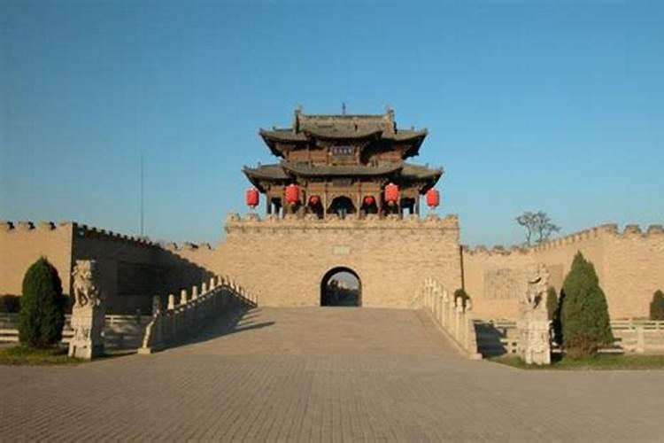 去晋中城隍庙参观打卡的指南是什么？