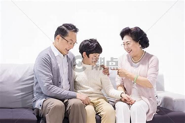男方母亲突然要八字 不知道什么意思 才见过两次吗？