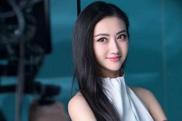 88年丑时出生属龙女怎么样 1988年属龙女的一生运势
