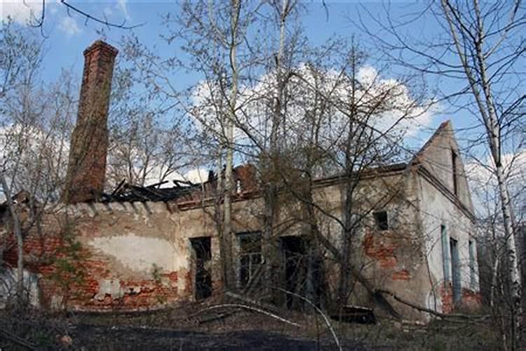 农村老房子三十年没住塌了不想建还会影响运势吗？