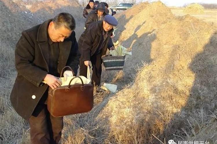 南方大年初二的风俗是什么