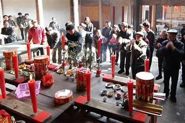 拜财神的时候供几种水果？
