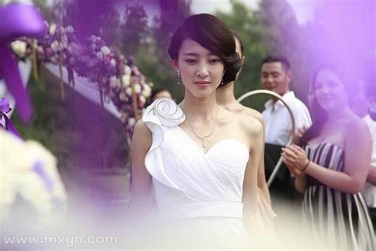 梦见前妻要和我复合