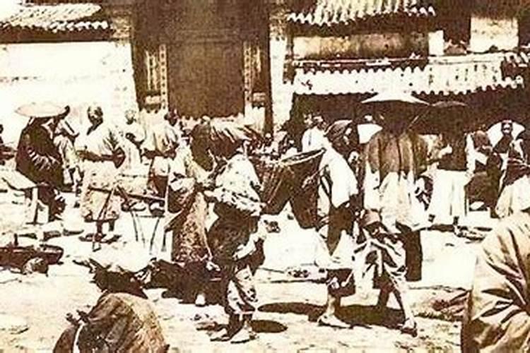 2025属龙犯太岁吗