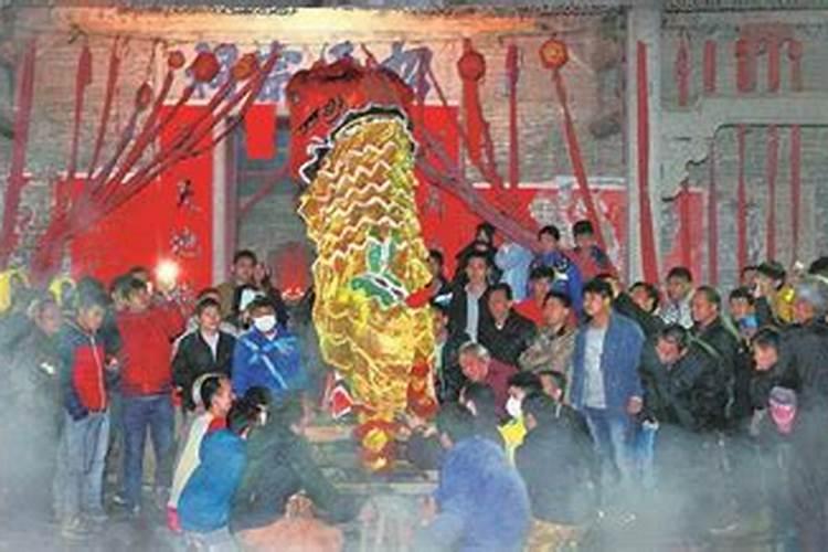 游“张氏祠堂”