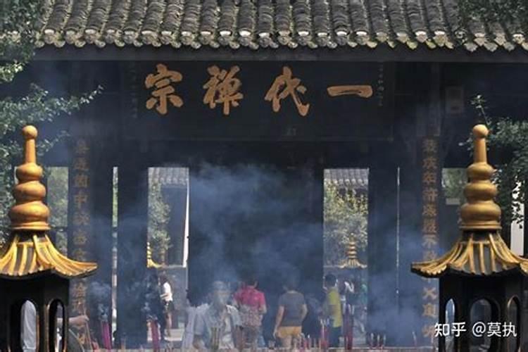 七月十五可以给菩萨烧香吗？
