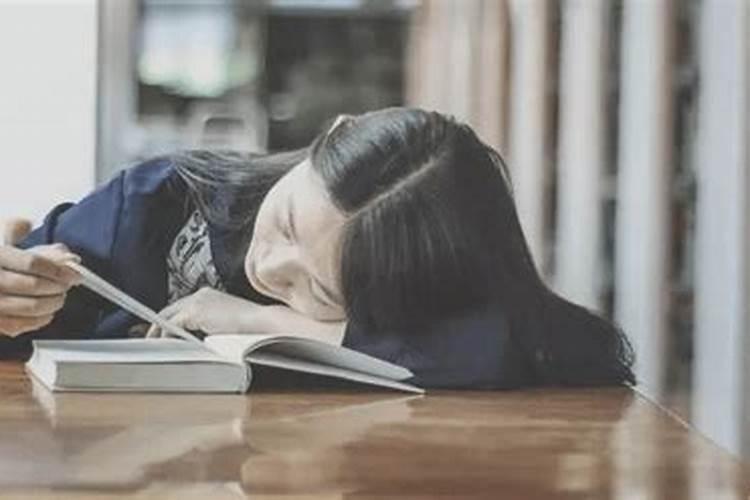 如何处理学业和兴趣爱好的平衡问题？