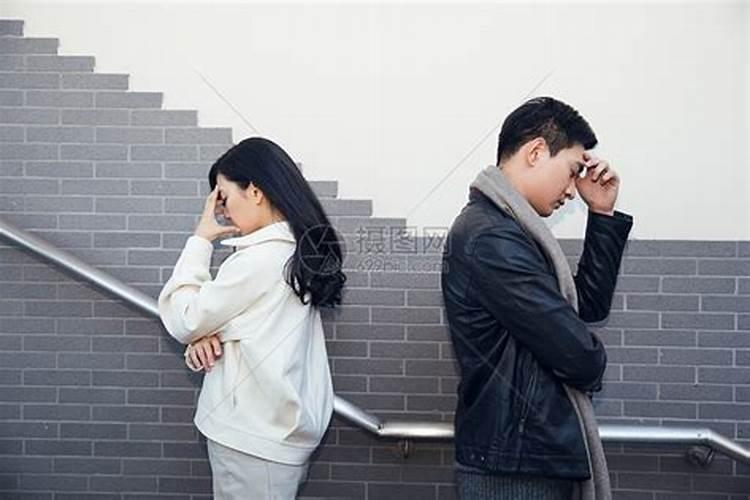 梦见前男友跟他现女友分手的预兆