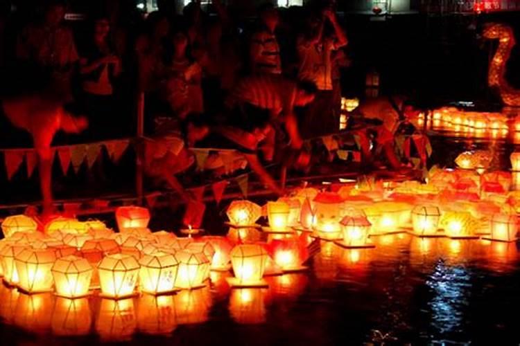家里老人死了,连续两个月都走霉运,求大师破解!谢谢!