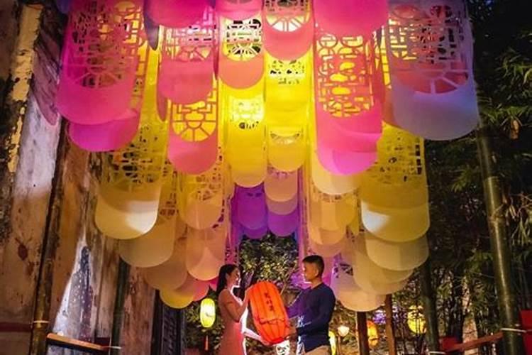 为什么8月15日被称为鬼节？